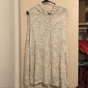 NWT Forever 21+ Sleeveless lightweight hoodie